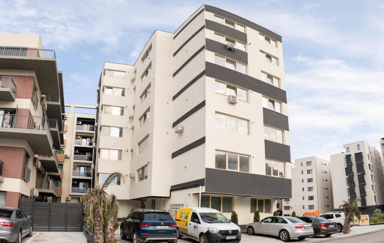 Yzza Apartament นาโวดาริ ภายนอก รูปภาพ